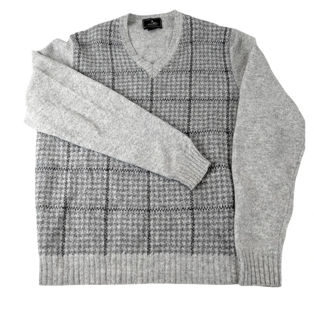Brooks Brothers Shetland Houndstooth V-Neck Sweater Mens Large Grey Plaid Preppy